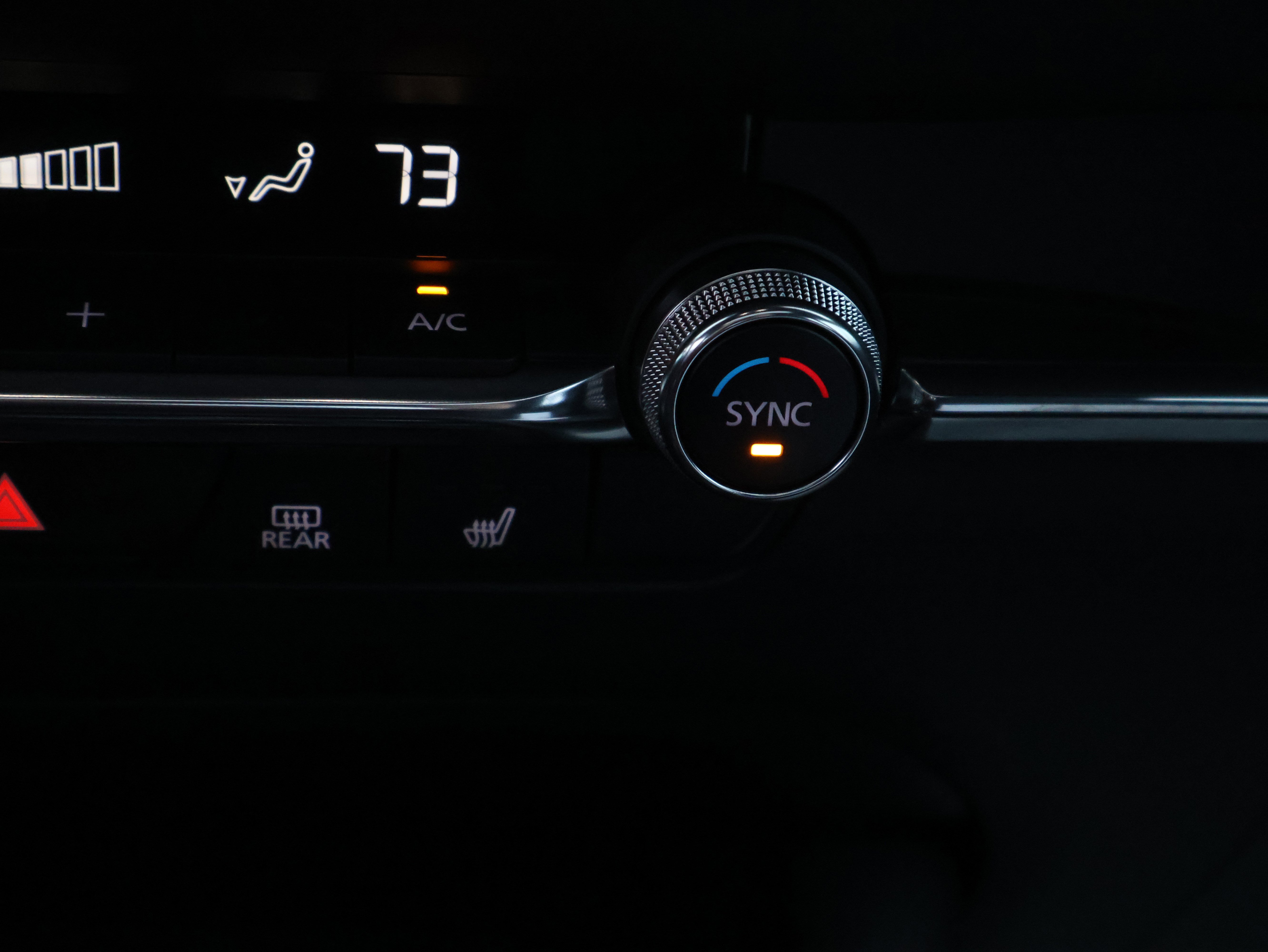 Used 2023 MAZDA MAZDA3 Hatchback w/ Appearance Package image 25