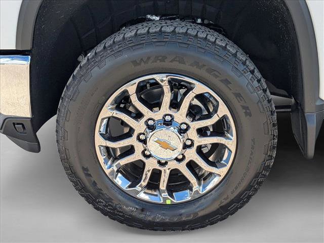 New 2026 Chevrolet Silverado 2500 LTZ image 9