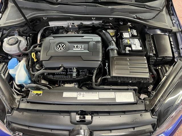 Used 2019 Volkswagen Golf R 4-Door AWD/4WD image 12
