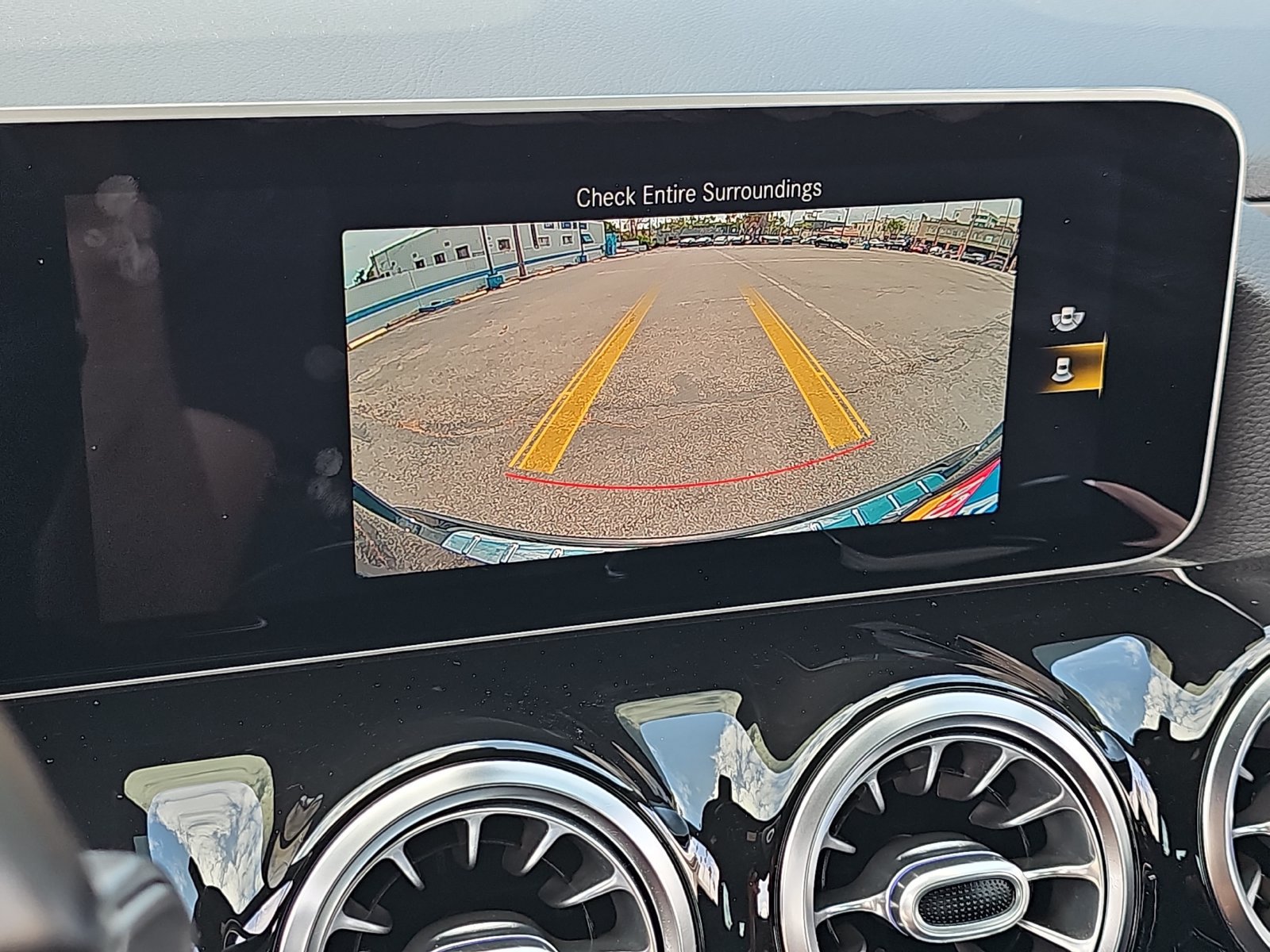 Used 2021 Mercedes-Benz GLA 35 AMG 4MATIC image 22