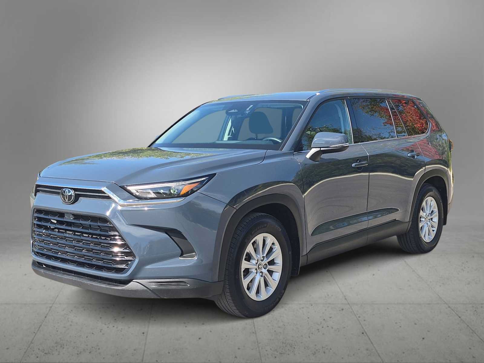 Used 2024 Toyota Grand Highlander AWD Hybrid image 4
