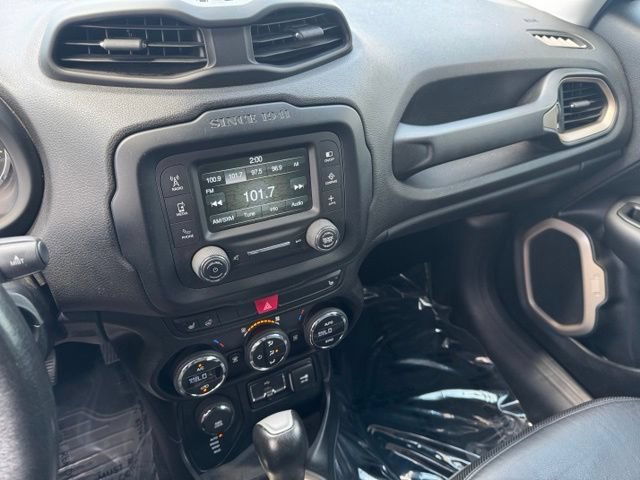Used 2016 Jeep Renegade Limited AWD/4WD image 16