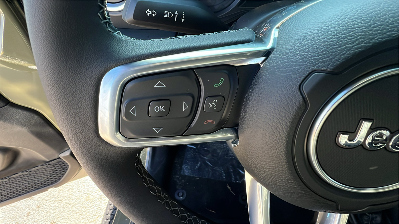 New 2026 Jeep Wrangler Unlimited Sahara AWD/4WD image 23