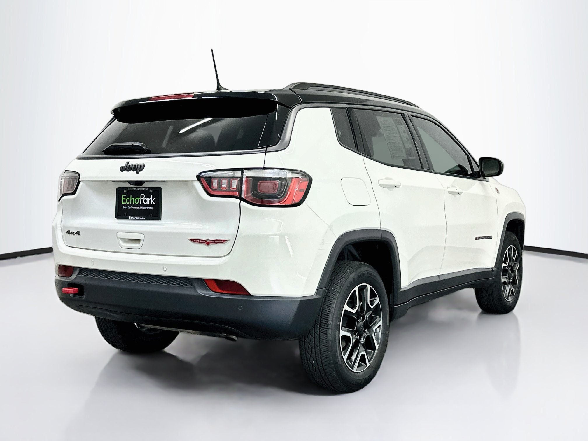 Used 2019 Jeep Compass Trailhawk w/ Cold Weather Group AWD/4WD image 9
