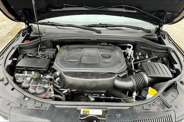 Used 2020 Dodge Durango SXT w/ 3rd Row Seating Group image 32