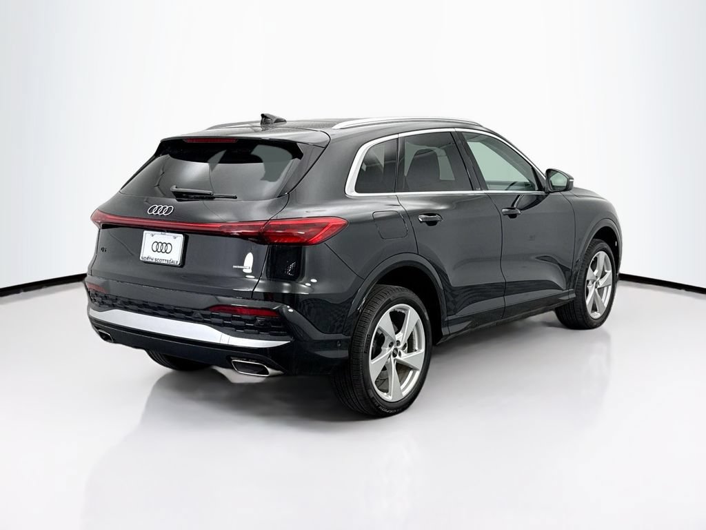 Used 2025 Audi Q5 Premium Plus w/ Premium Plus AWD/4WD image 5