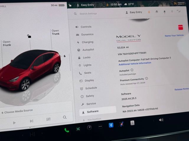 Used 2023 Tesla Model Y Performance image 24
