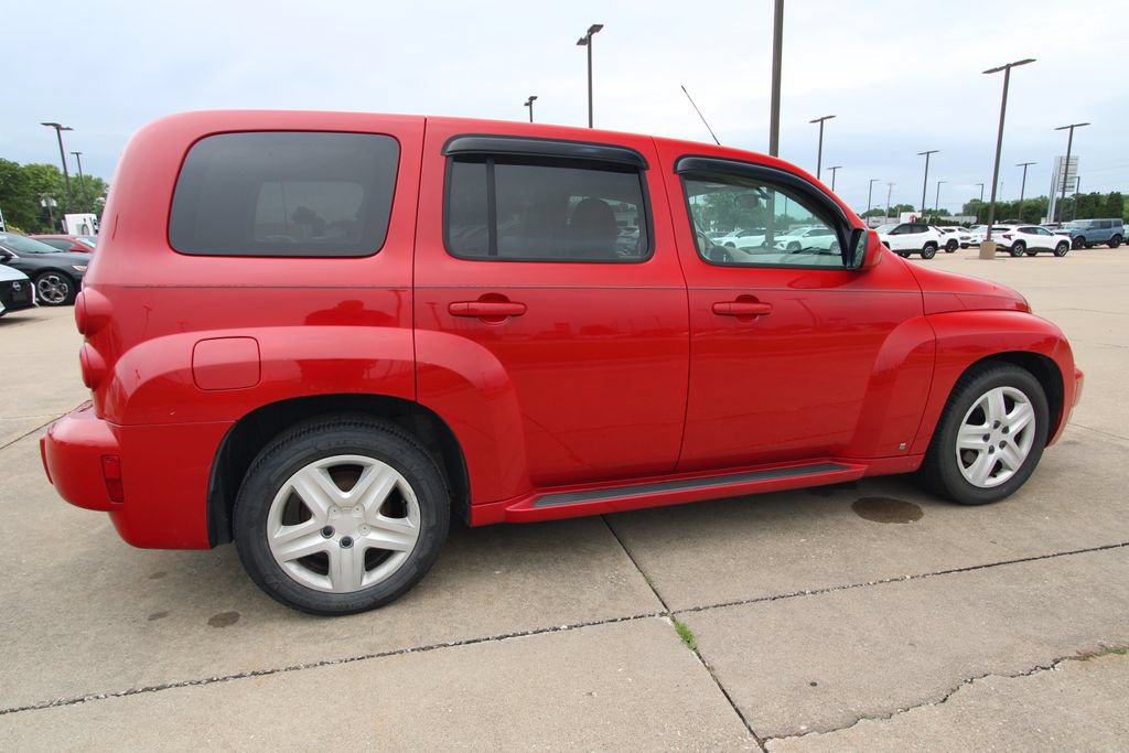 Used 2009 Chevrolet HHR LT FWD image 5