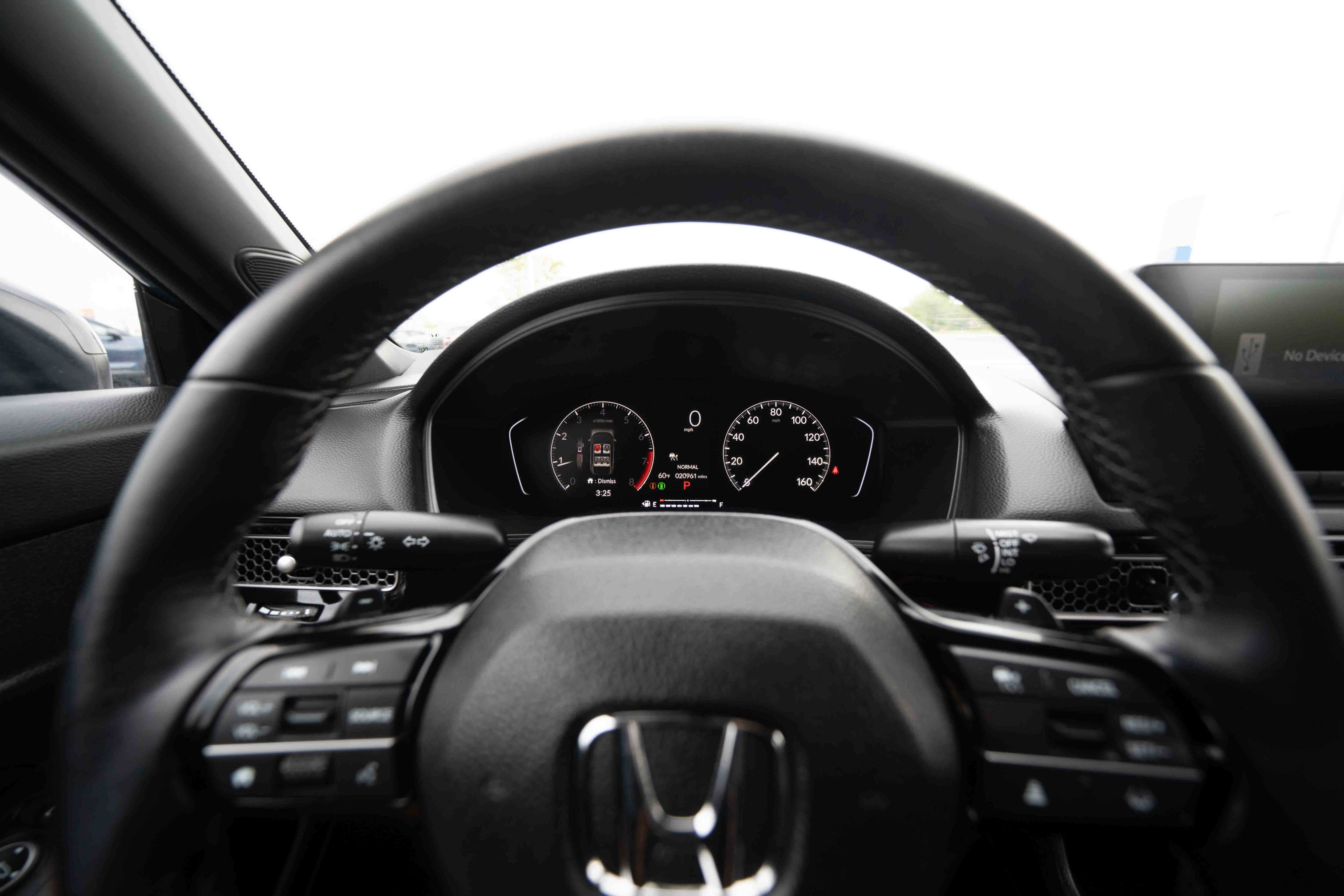 Used 2025 Honda Civic Sport image 15