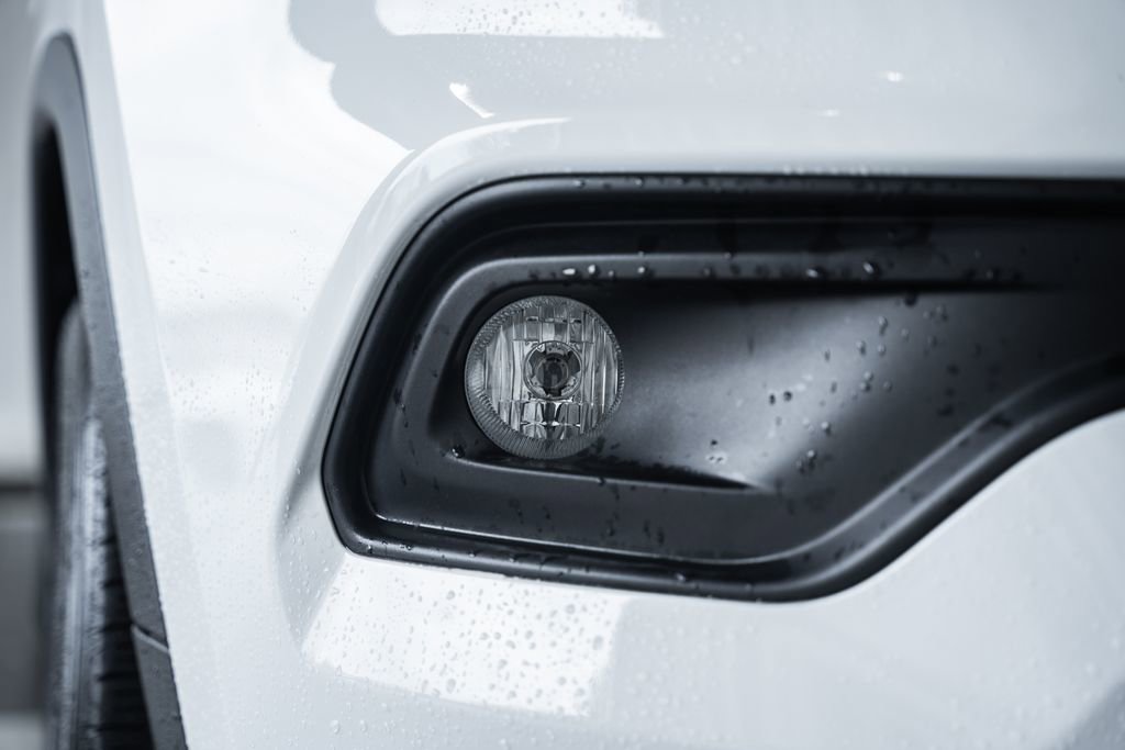 Certified 2025 Jeep Compass Latitude w/ Sun & Sound Group image 18