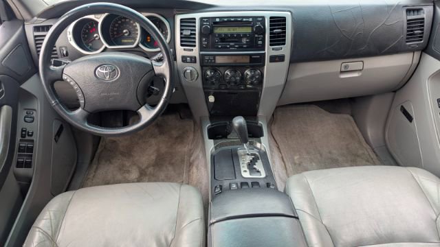 Used 2004 Toyota 4Runner Limited image 23