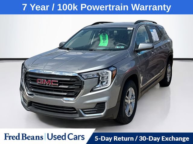 Used 2023 GMC Terrain SLE w/ Driver Convenience Package image 3