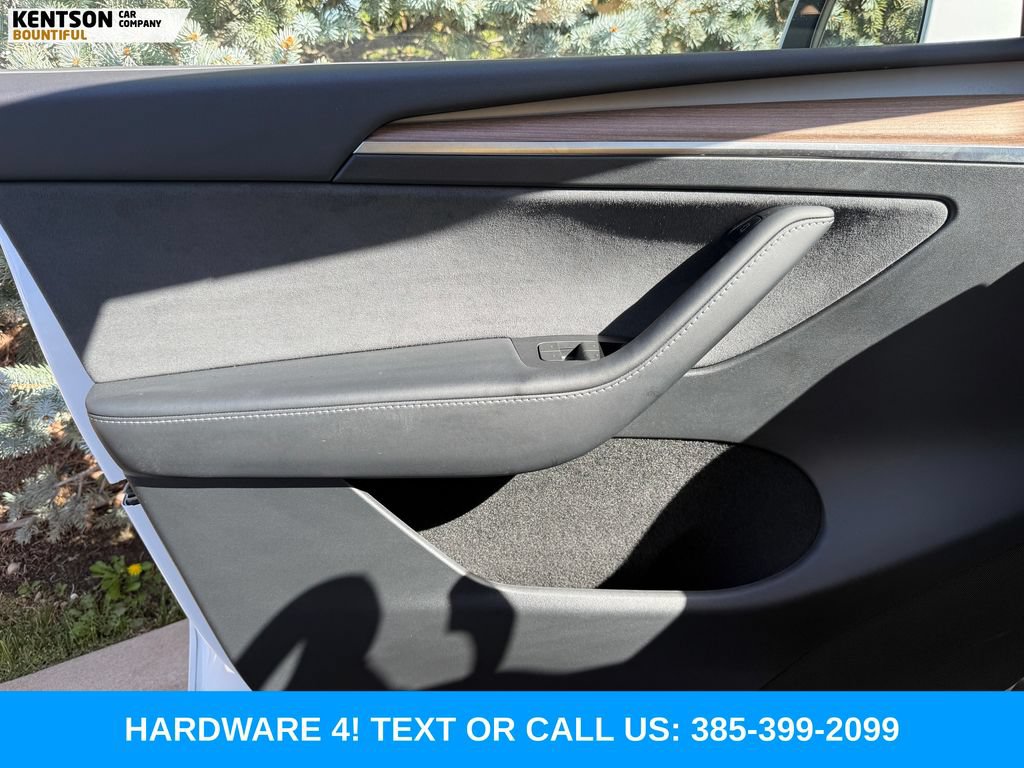 Used 2023 Tesla Model Y Long Range AWD/4WD image 15