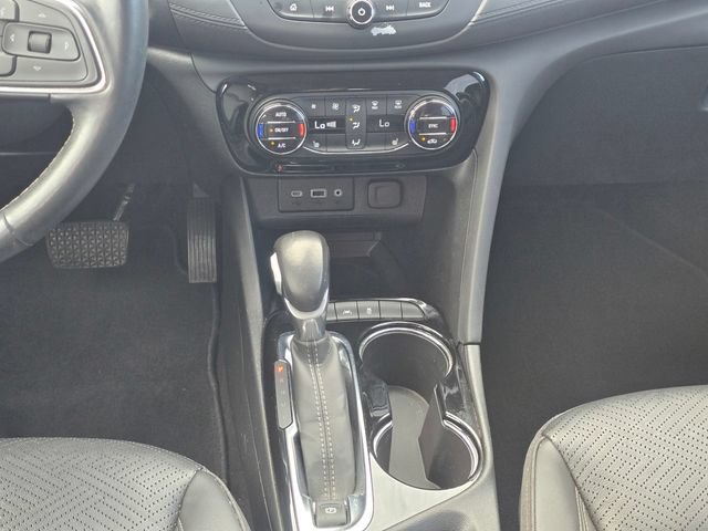 Used 2023 Buick Encore GX Essence w/ Experience Buick Package FWD image 17