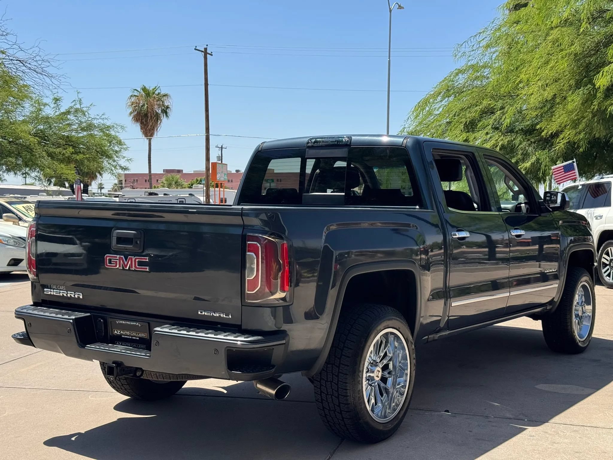 Used 2017 GMC Sierra 1500 Denali AWD/4WD image 6