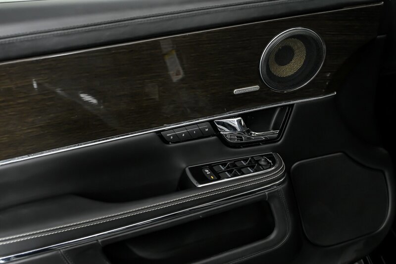 Used 2012 Jaguar XJ Supercharged RWD image 15