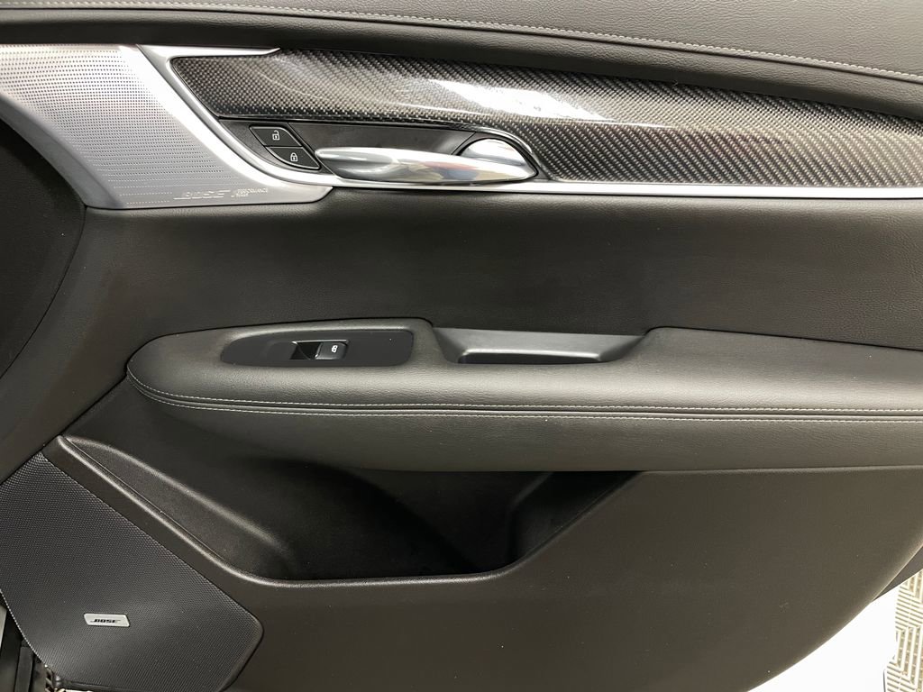 Used 2024 Cadillac XT6 Sport w/ Technology Package image 44