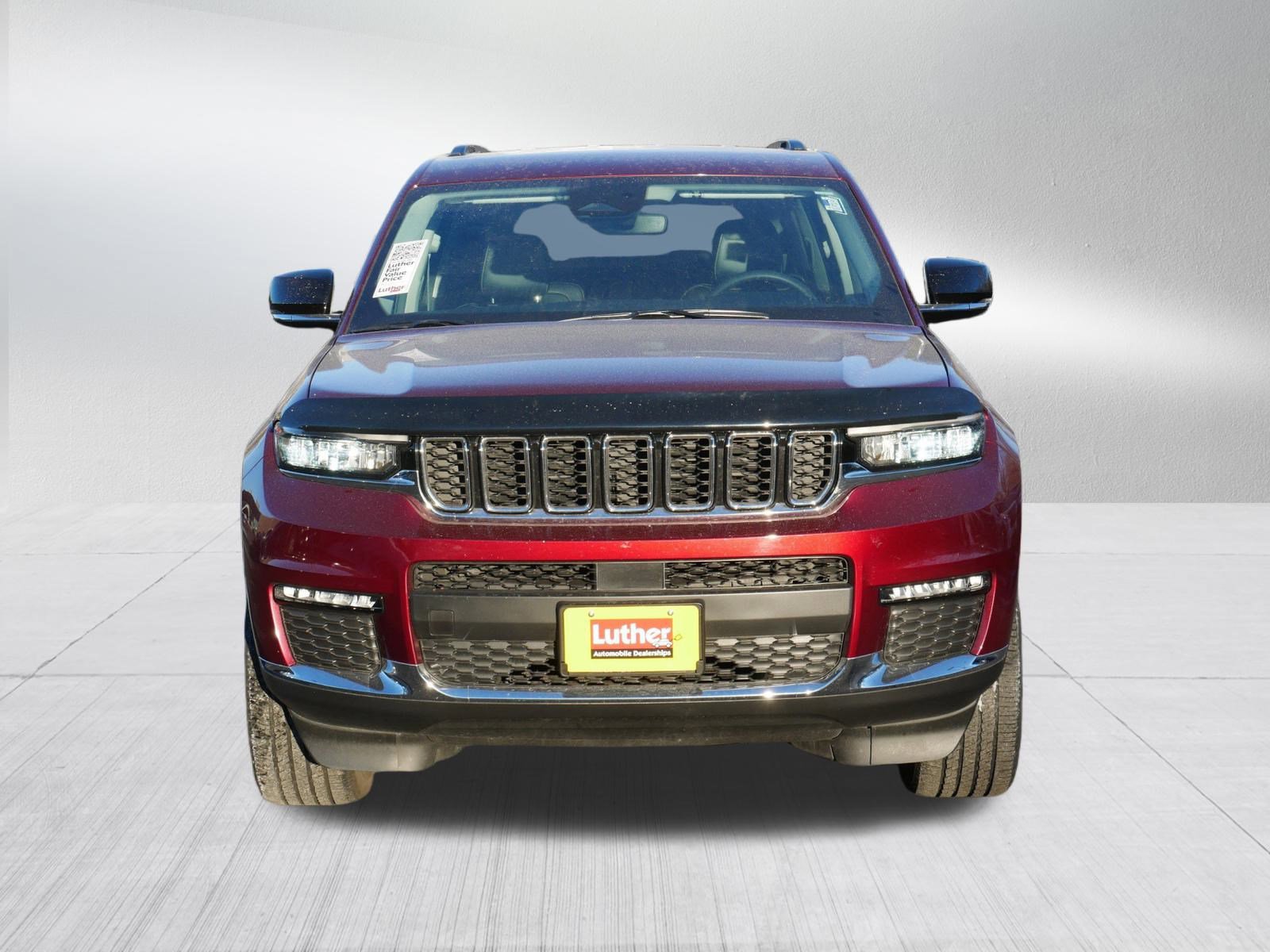 Used 2023 Jeep Grand Cherokee L Limited image 2