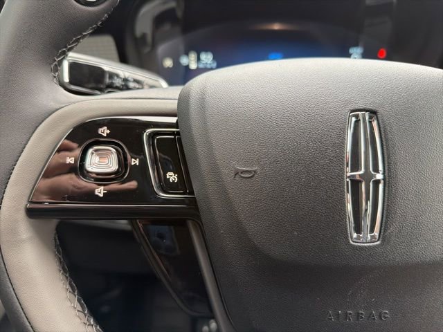 New 2026 Lincoln Corsair Premiere image 16