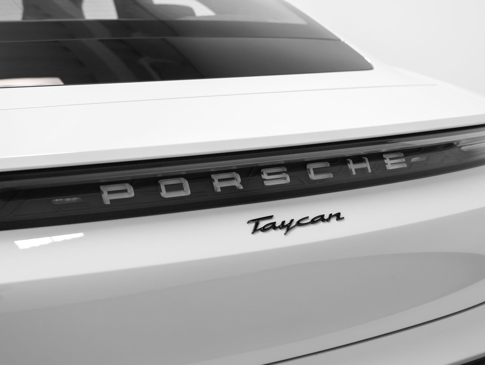 Certified 2023 Porsche Taycan RWD image 19