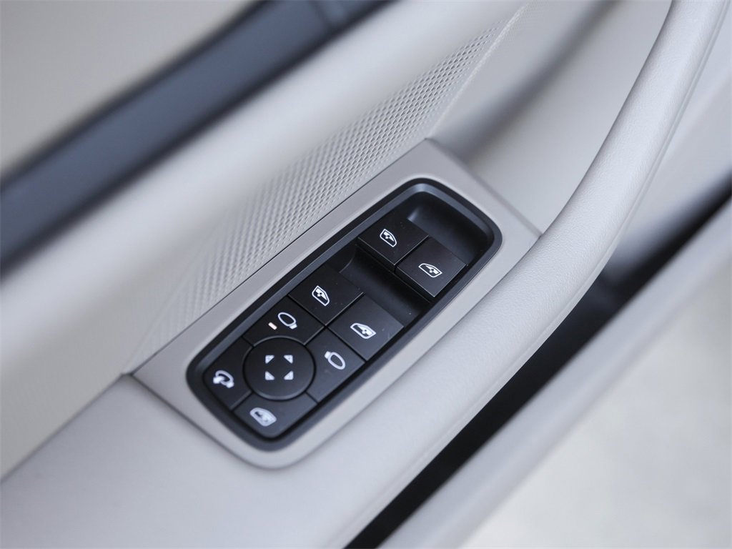 Certified 2024 Porsche Taycan 4S image 27