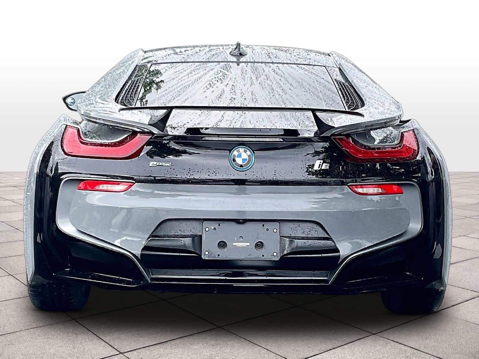 Used 2017 BMW i8 image 6