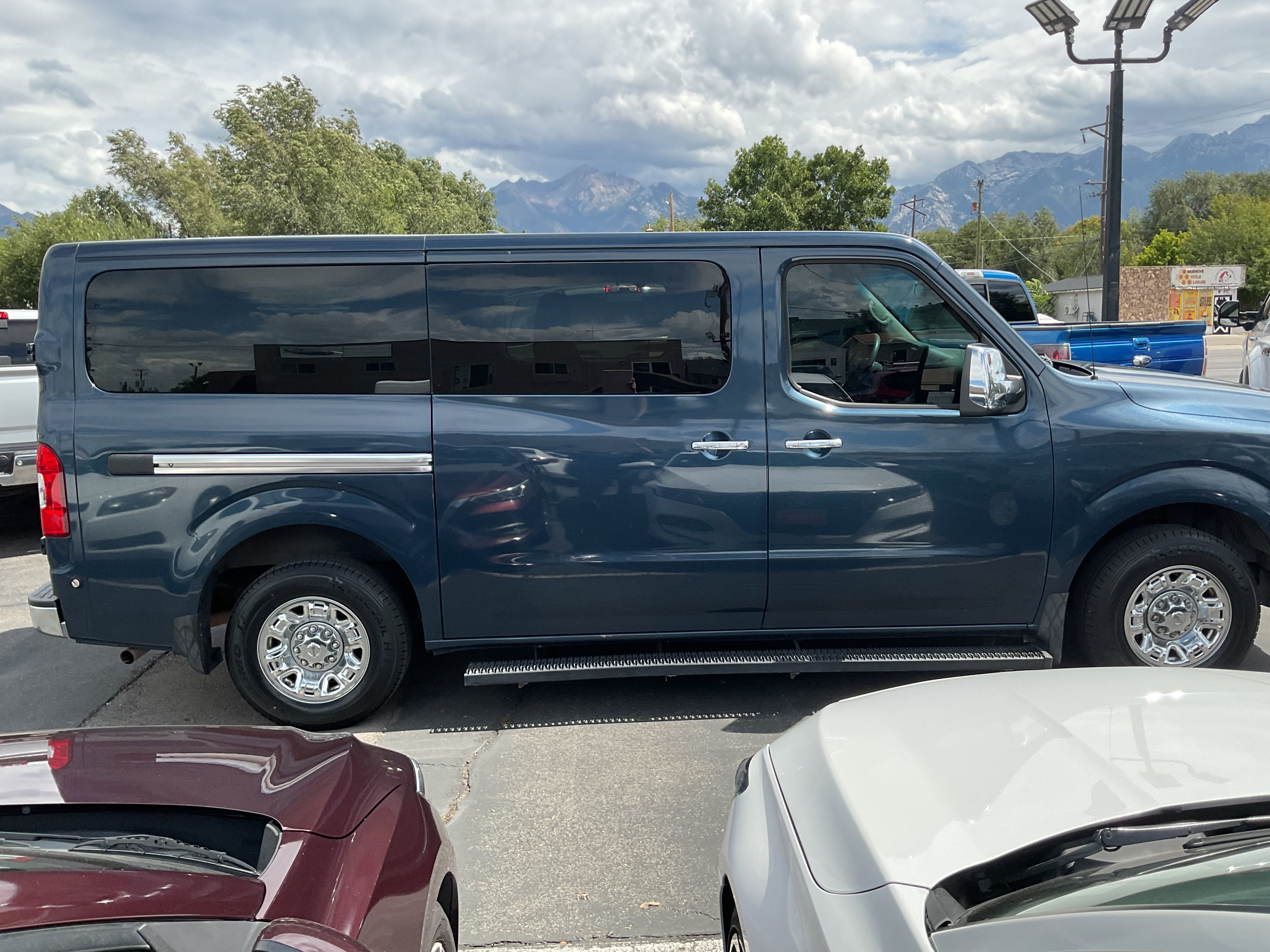 Used 2019 Nissan NV 3500 SV w/ Navigation Package RWD image 5
