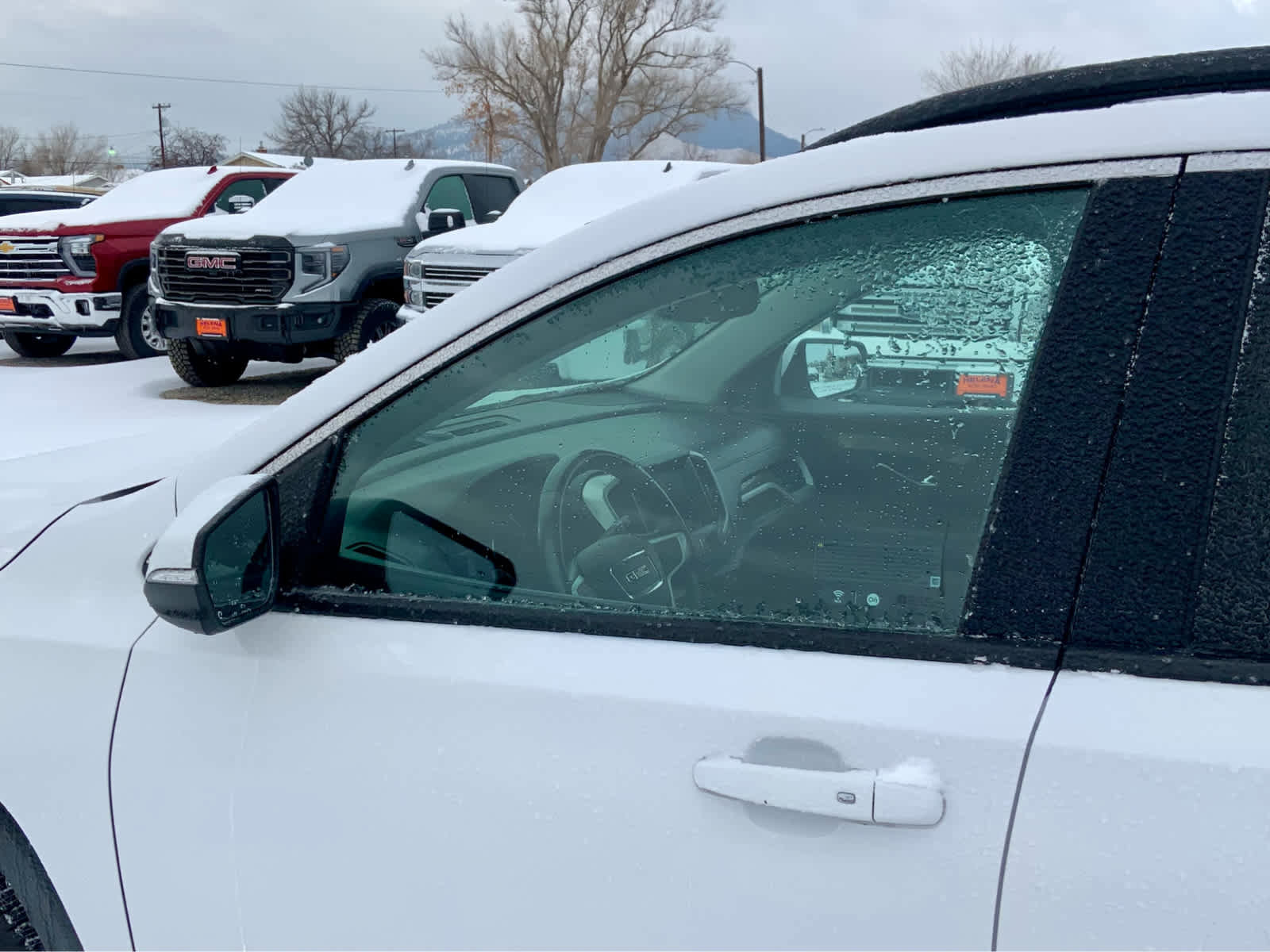 Used 2020 GMC Terrain SLE w/ Driver Convenience Package image 11