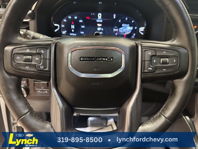Used 2024 GMC Yukon XL Denali Ultimate AWD/4WD image 12