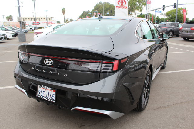 Used 2024 Hyundai Sonata SEL FWD image 15