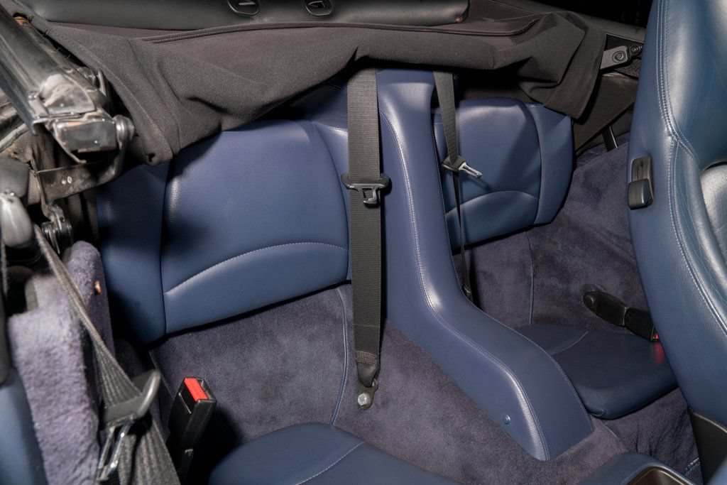 Used 1995 Porsche 911 Cabriolet image 32