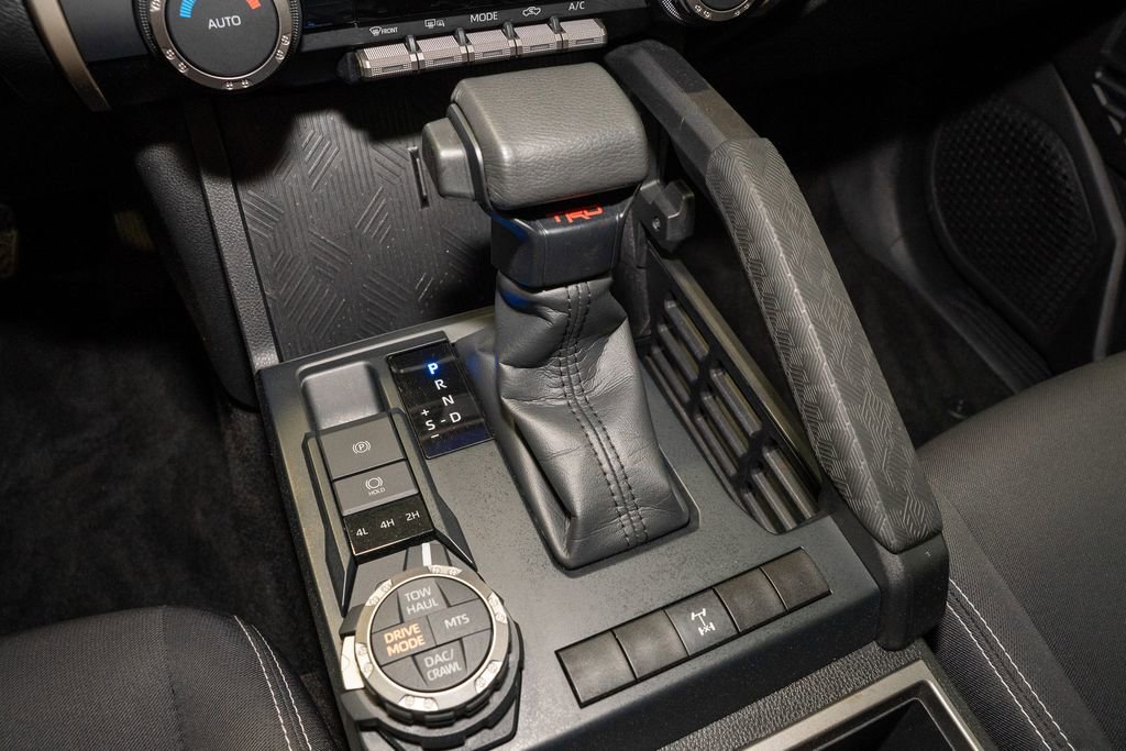 Certified 2024 Toyota Tacoma TRD Off-Road image 15