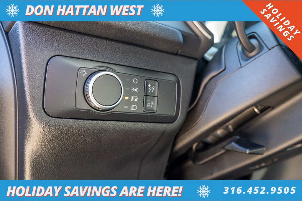 Used 2022 Ford Escape SE w/ Cold Weather Package image 18