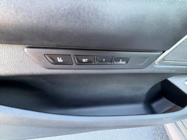 Used 2020 BMW 750i xDrive w/ M Sport Package AWD/4WD image 35