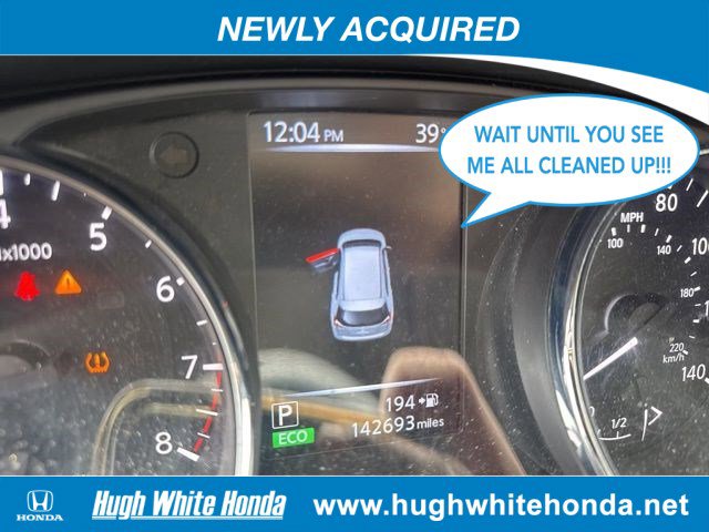 Used 2017 Nissan Rogue SL w/ SL Premium Package image 1