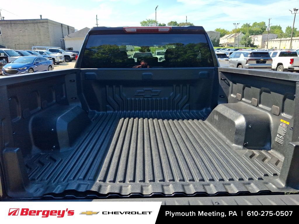 Certified 2023 Chevrolet Silverado 1500 LT w/ Z71 Off-Road Package AWD/4WD image 32