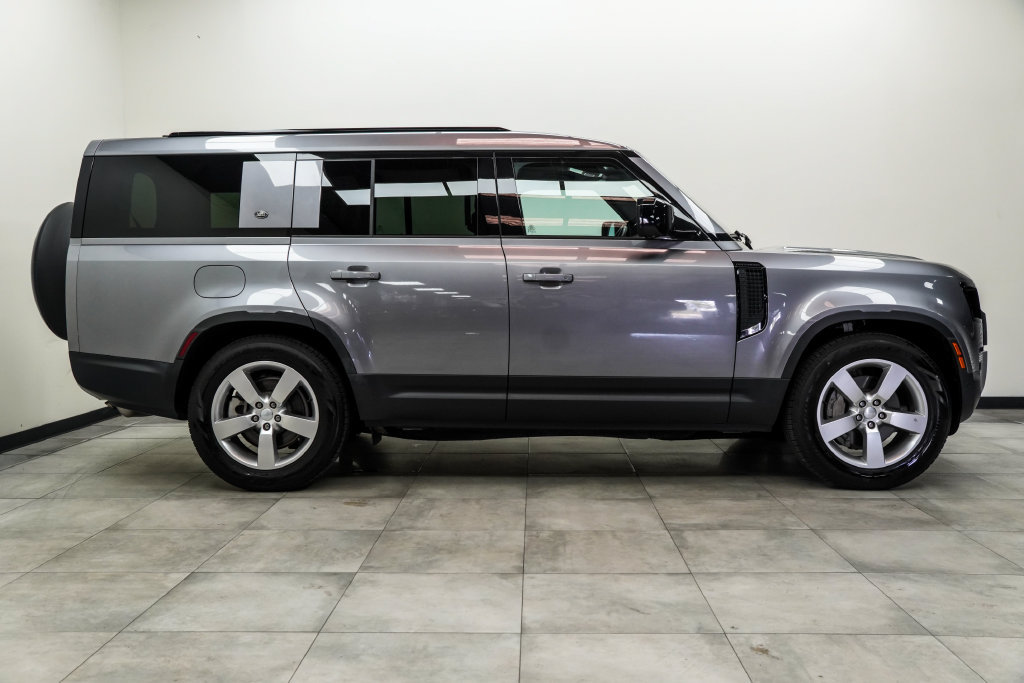 Used 2023 Land Rover Defender 130 SE AWD/4WD image 11