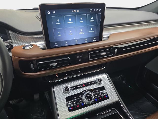 Certified 2023 Lincoln Aviator Grand Touring w/ Equipment Group 301A image 17
