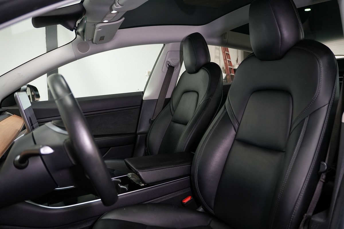 Used 2018 Tesla Model 3 Long Range RWD image 11