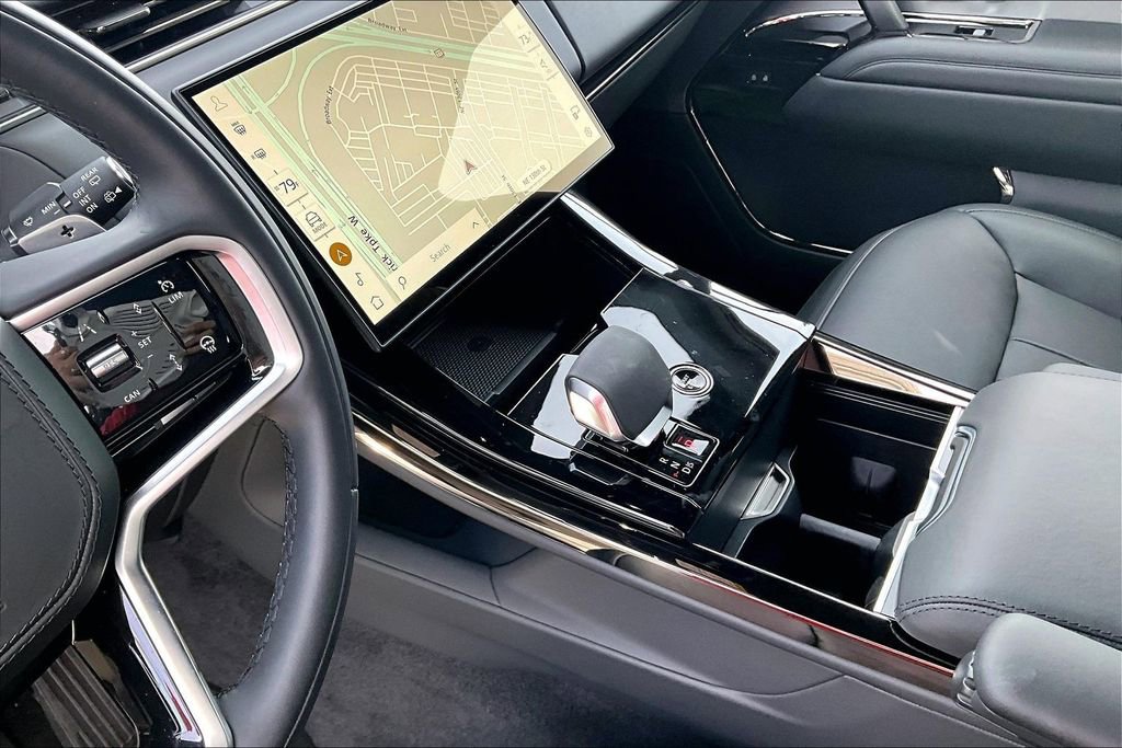 Certified 2025 Land Rover Range Rover Sport SE image 14