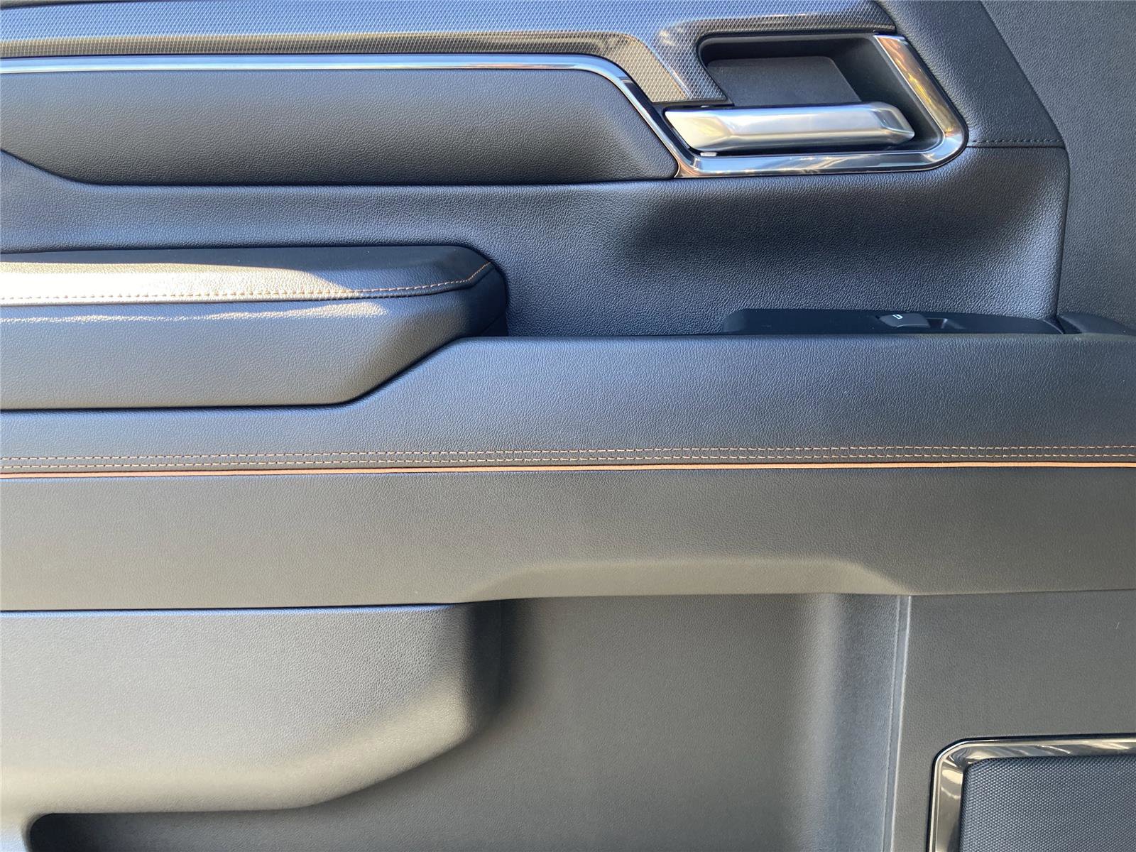 Used 2024 GMC Sierra 2500 AT4 w/ AT4 Premium Plus Package image 32