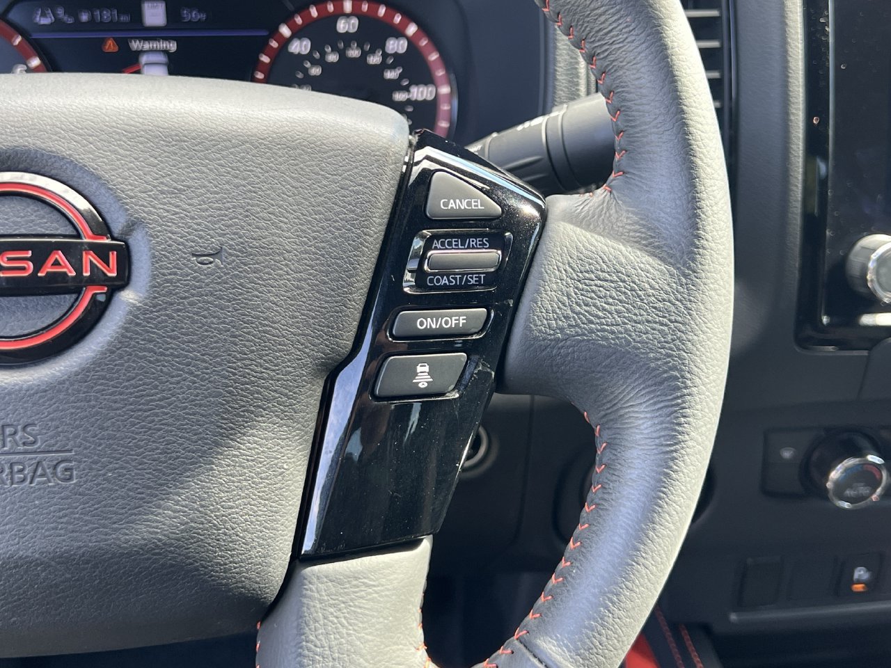 Used 2023 Nissan Frontier Pro-X w/ Technology Package RWD image 15