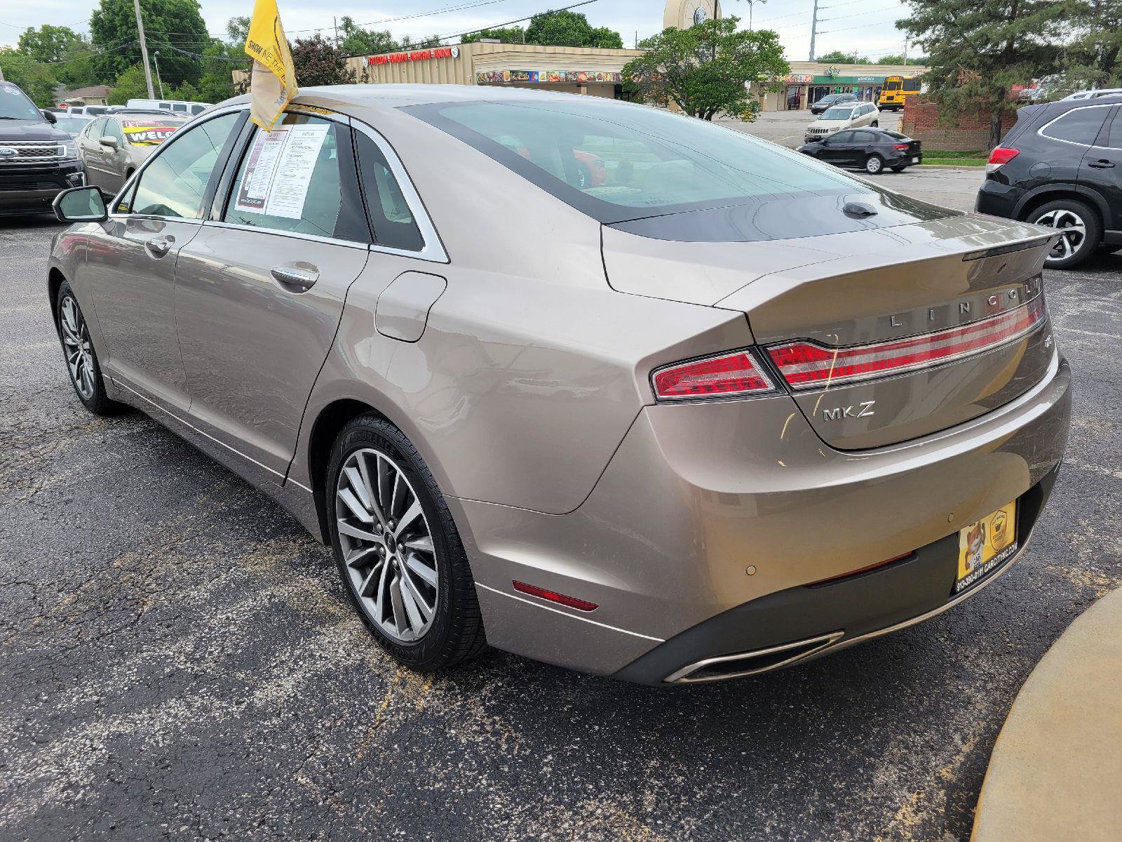 Used 2019 Lincoln MKZ Reserve FWD image 26