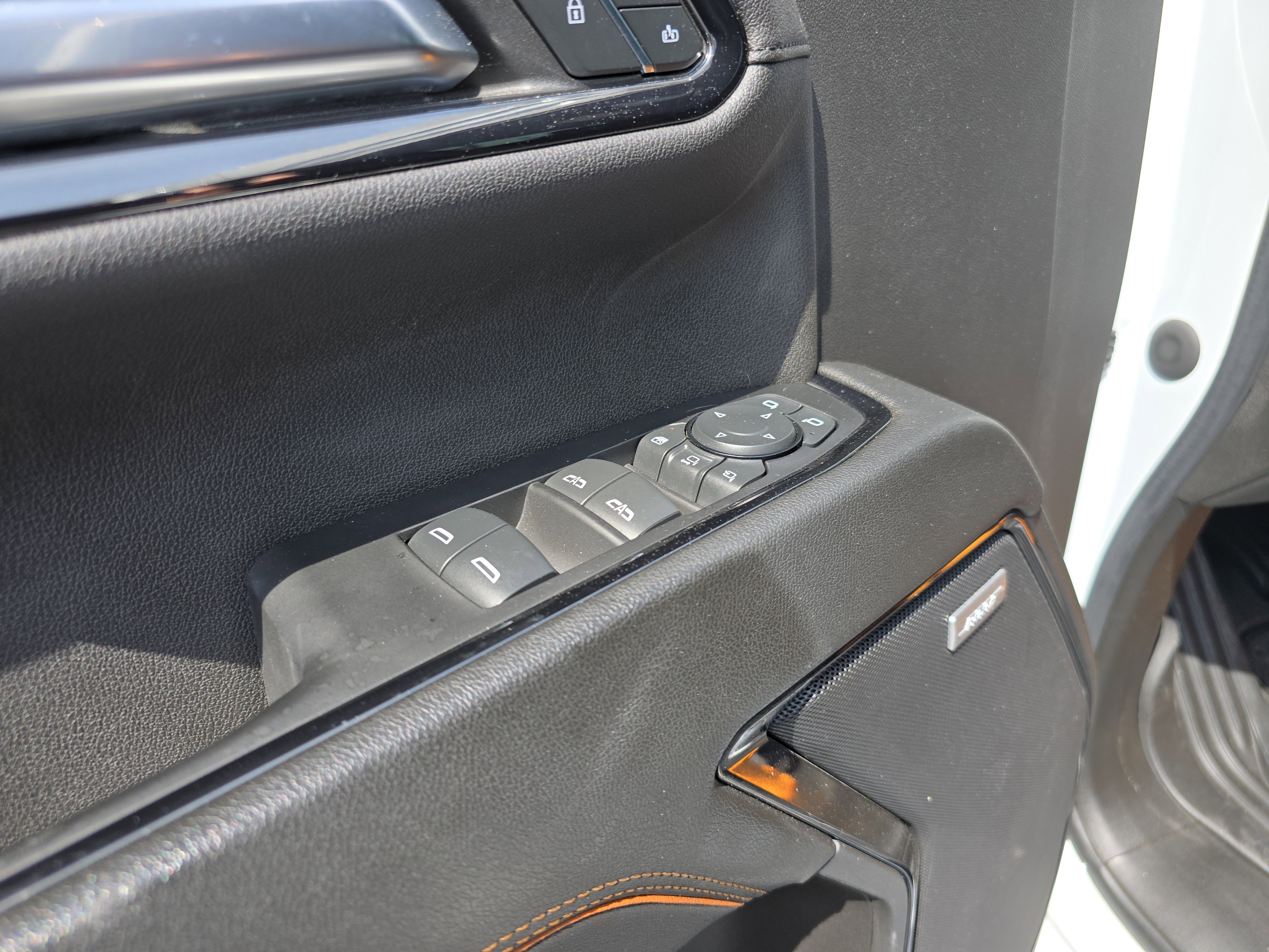 Used 2024 GMC Sierra 2500 AT4 w/ AT4 Premium Plus Package image 18