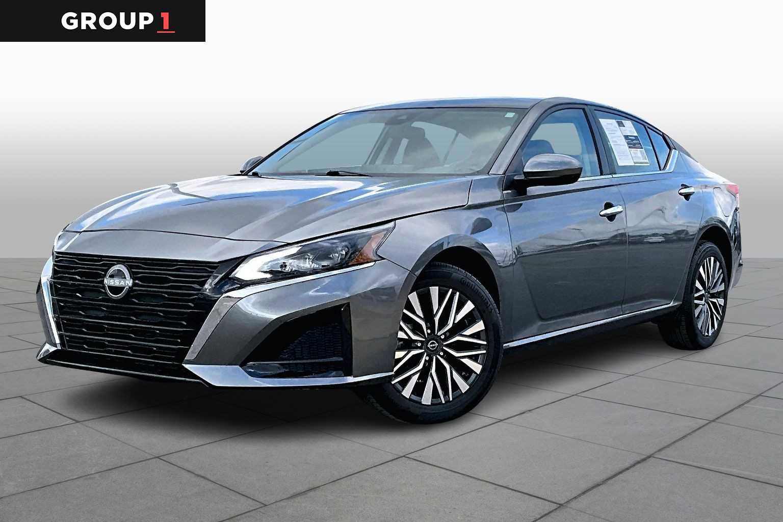 Used 2023 Nissan Altima 2.5 SV w/ SV Premium Package
