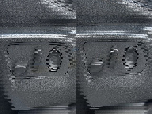 Used 2024 Chevrolet Silverado 1500 High Country w/ High Country Premium Package image 30