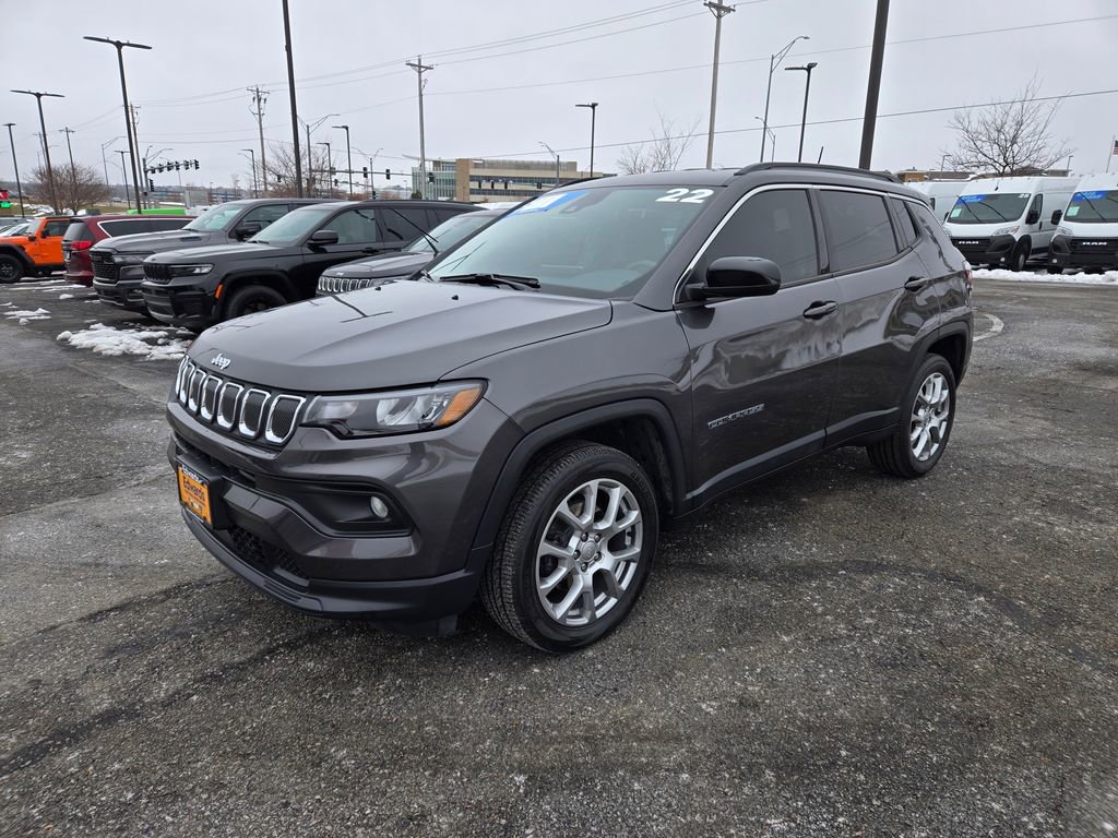Used 2022 Jeep Compass Latitude image 8