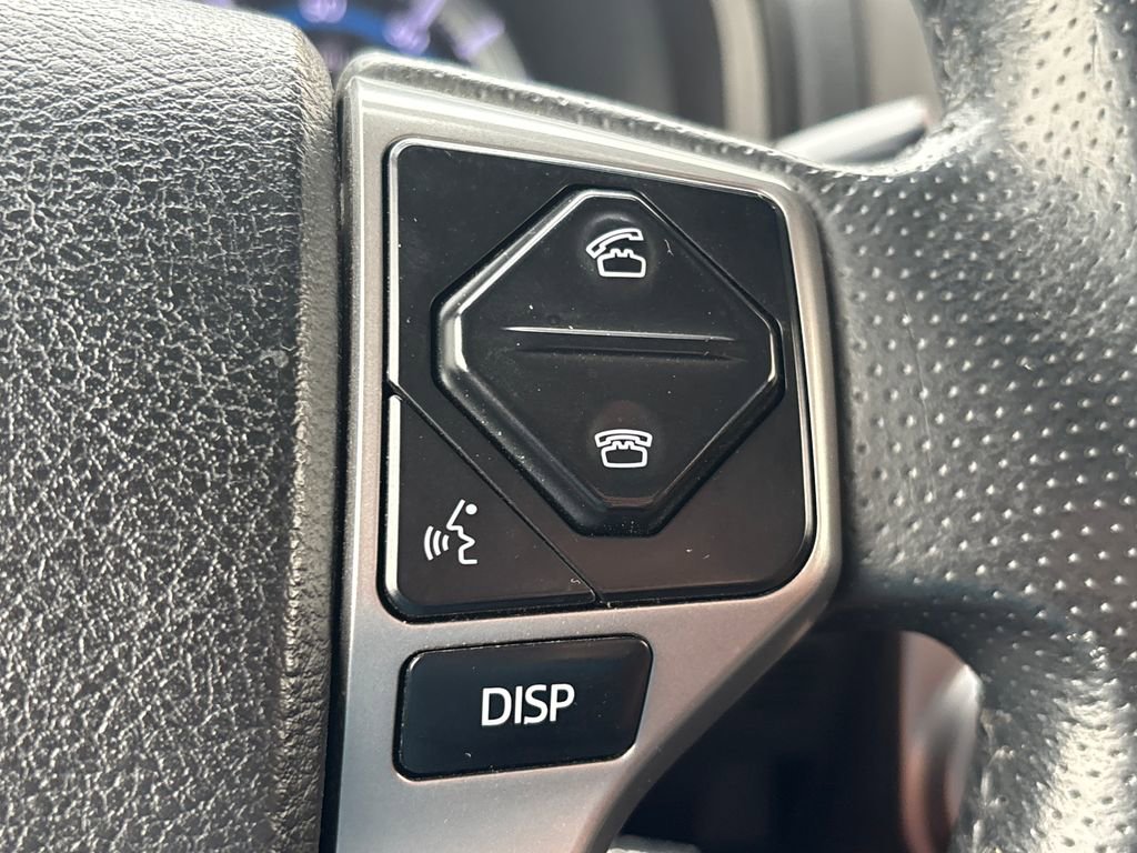 Used 2015 Toyota 4Runner Limited AWD/4WD image 22