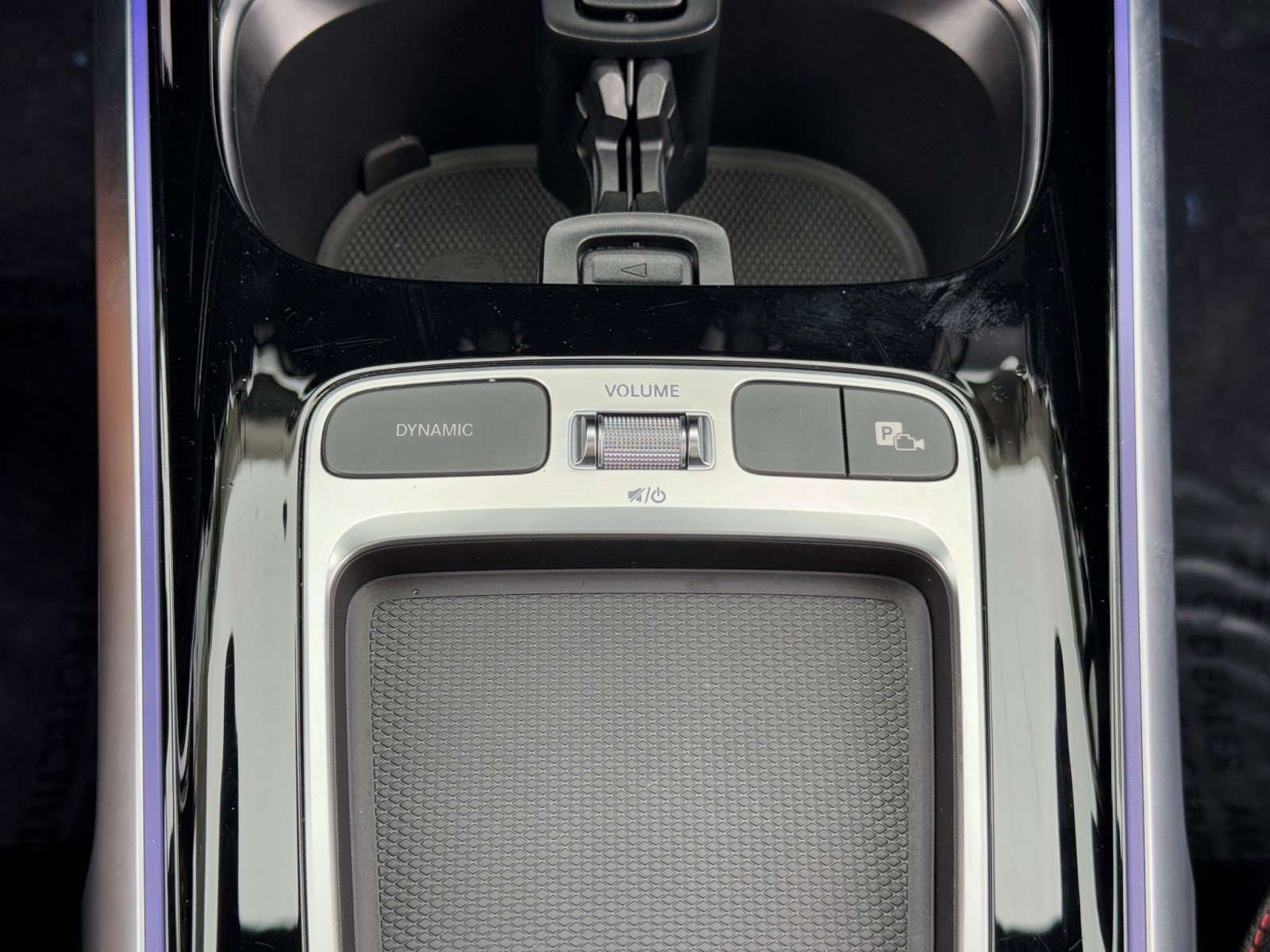 Used 2024 Mercedes-Benz GLB 35 AMG 4MATIC image 40