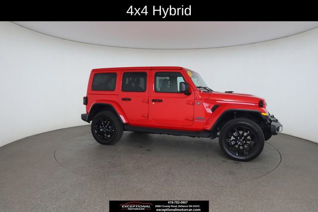 Used 2025 Jeep Wrangler Unlimited Sahara AWD/4WD image 25